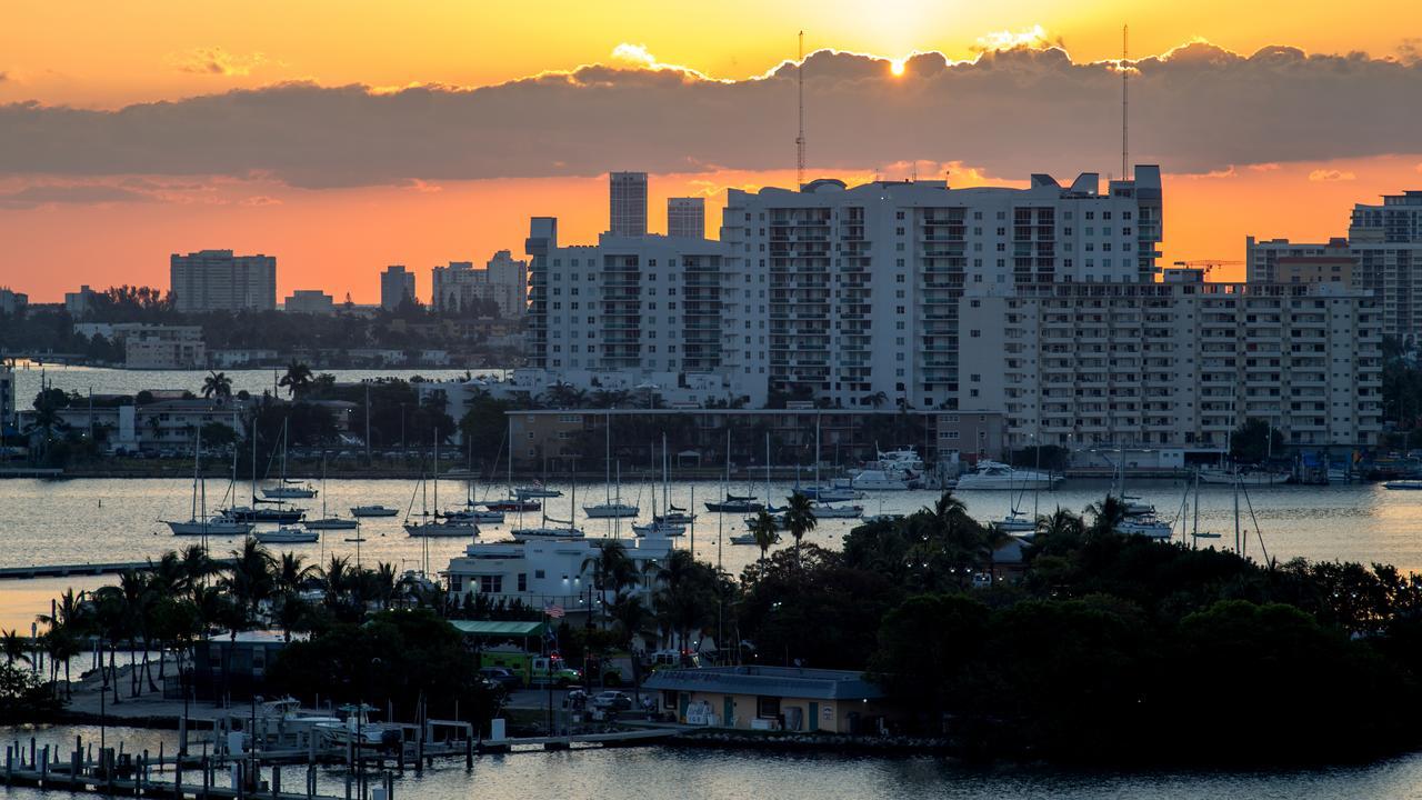 Shorecrest Miami Bay Luxury Apartments ภายนอก รูปภาพ