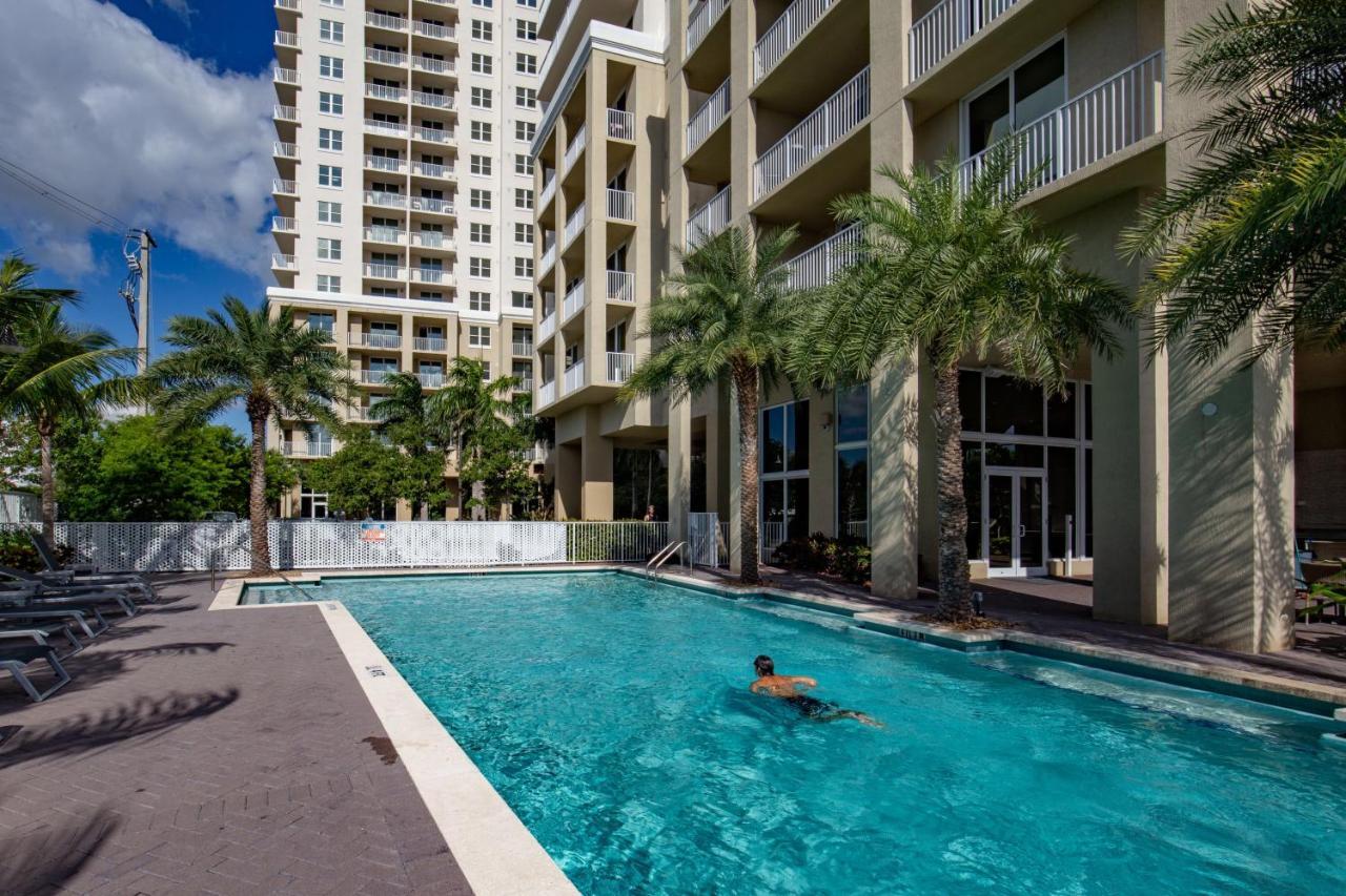 Shorecrest Miami Bay Luxury Apartments ภายนอก รูปภาพ